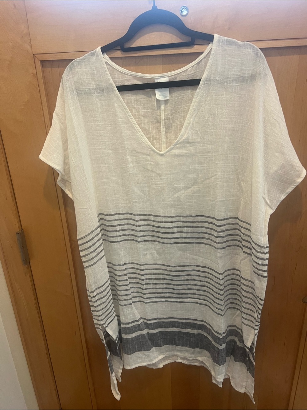 Kona Sol White V-Neck Striped Beach Coverup
